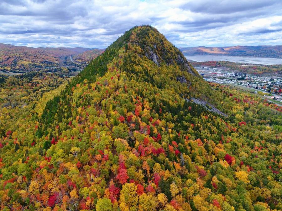 Mount Sugarloaf and the city of Campbellton