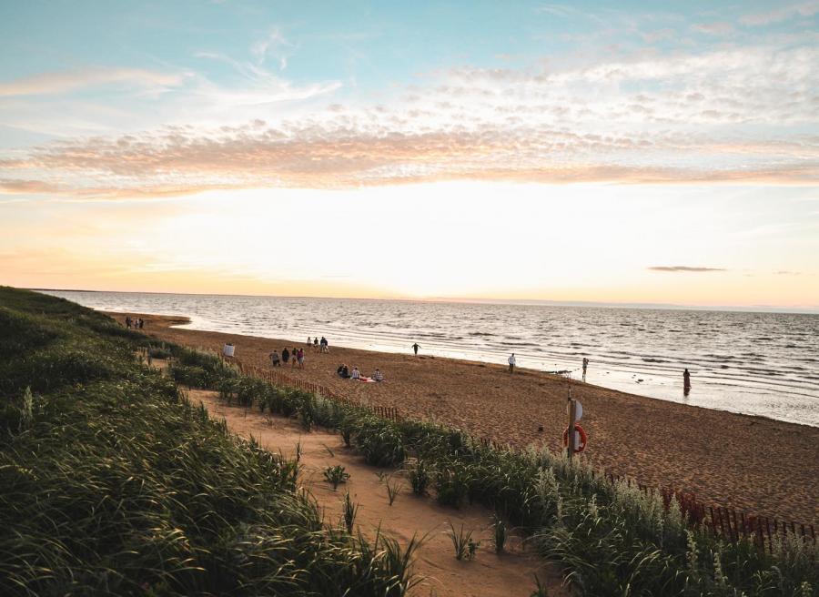 Aboiteau Beach credit 📷: @plageaboiteaubeach