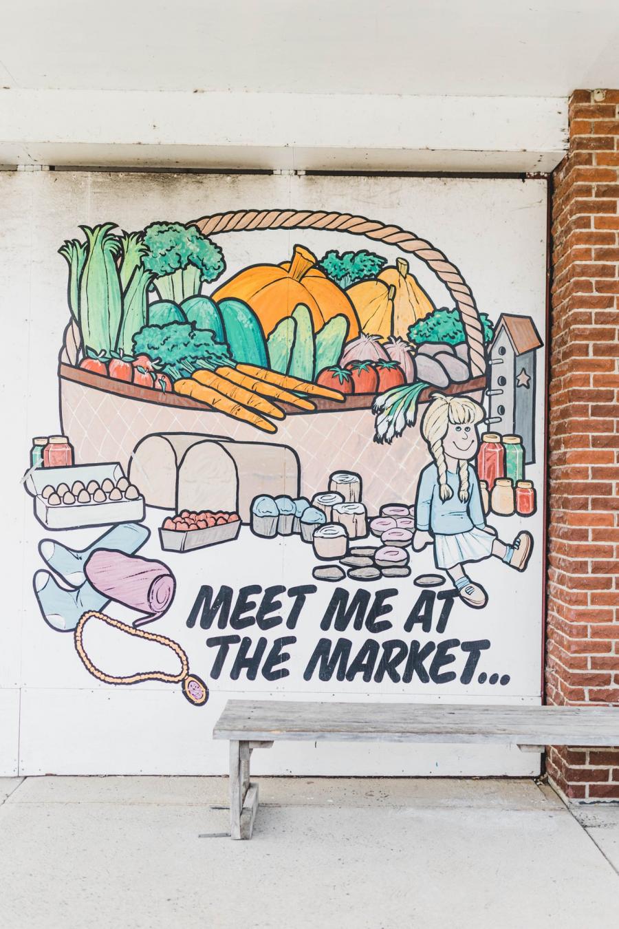 Meet me at the Market sign at Woodstock Farm and Craft Market