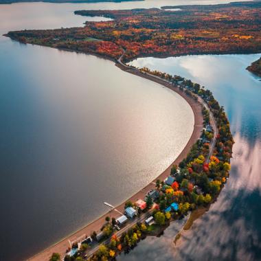 Route 690 in the Fall, Princess Park, Grand Lake